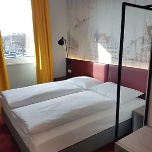 *** Hotell Campanile Leipzig Halle Airport Tyskland